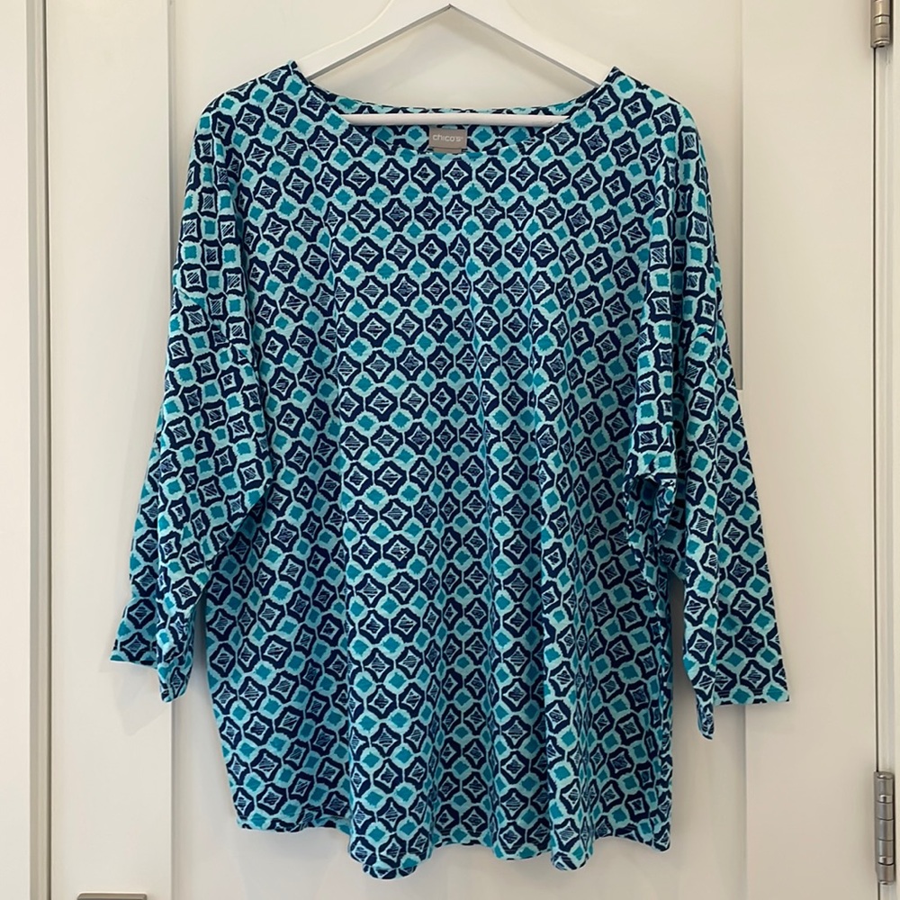 Chicos ikat pattern blue top size 4 Chicos/2X-3X